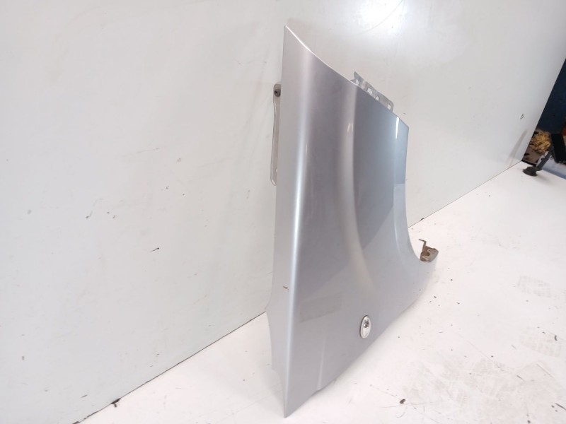 Recambio de aleta delantera derecha para peugeot 4007 business line referencia OEM IAM   