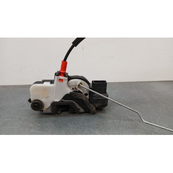 Recambio de cerradura puerta trasera derecha para opel zafira tourer c (p12) 2.0 cdti (75) referencia OEM IAM 13579566  