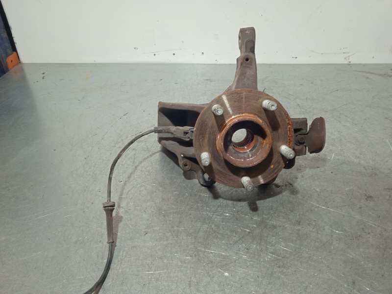 Recambio de mangueta delantera izquierda para ford focus berlina (cap) ghia referencia OEM IAM 3M513K171 5 TORNILLOS ABS