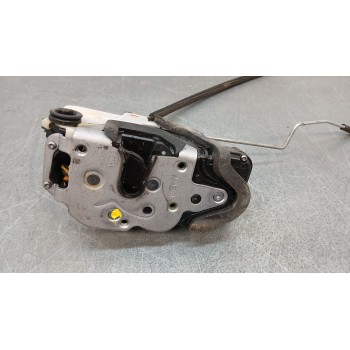 Recambio de cerradura puerta trasera derecha para opel zafira tourer c (p12) 2.0 cdti (75) referencia OEM IAM 13579566  
