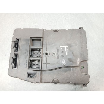 Recambio de centralita bsi para renault grand scenic 1.5 dci referencia OEM IAM 8200606824 UCH 