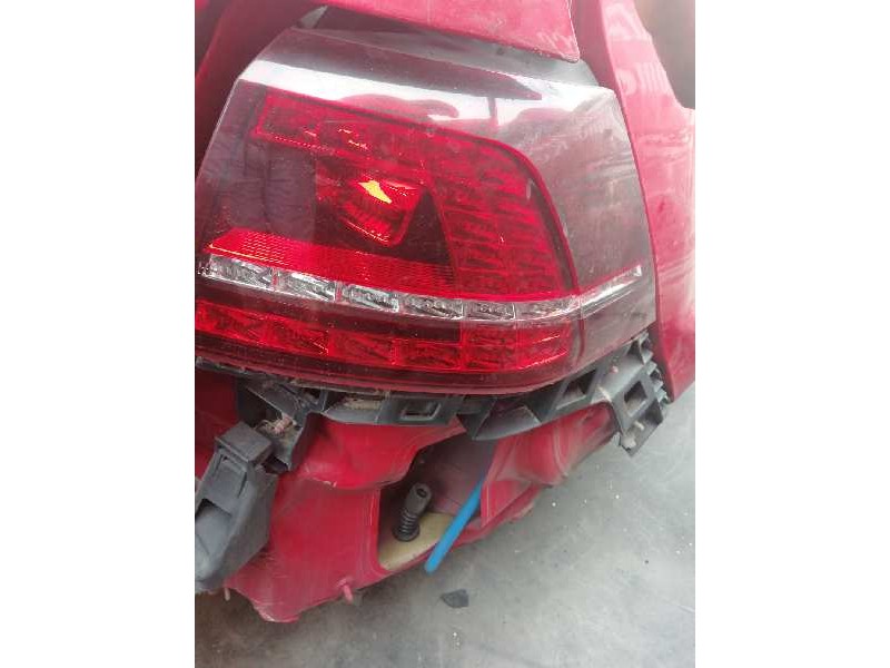 Recambio de piloto trasero derecho para volkswagen golf vii lim. advance bluemotion tech. referencia OEM IAM 5G0945208 GOLPEADO 