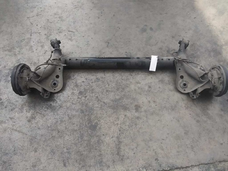Recambio de puente trasero para ford ka+ black / white referencia OEM IAM   
