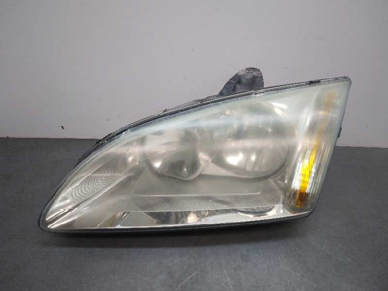 Recambio de faro izquierdo para ford focus berlina (cap) 1.6 tdci cat referencia OEM IAM 4M5113W030AD  