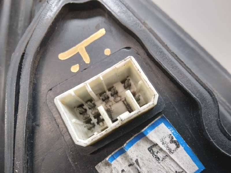 Recambio de retrovisor izquierdo para kia sorento 2.5 crdi referencia OEM IAM  ABATIBLE 7 PINES