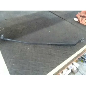 Recambio de brazo limpia delantero izquierdo para peugeot 207 x-line referencia OEM IAM   