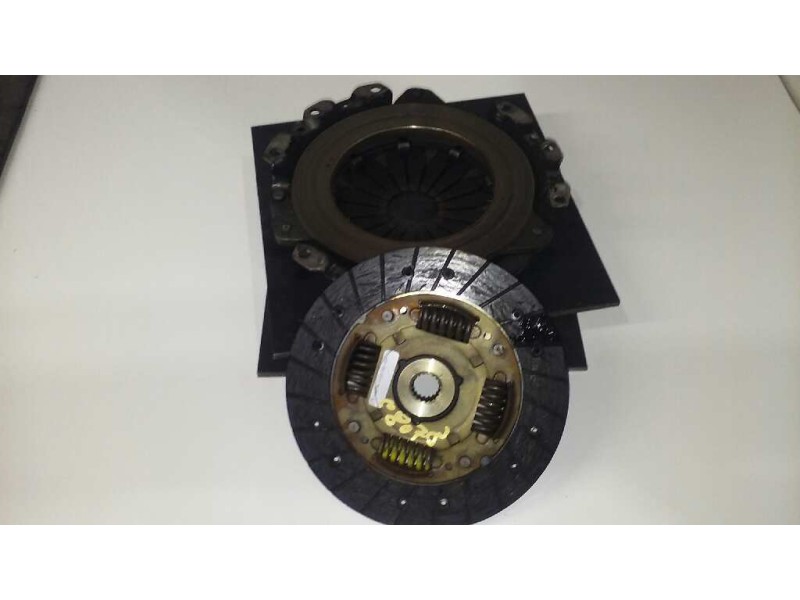 Recambio de kit embrague para daewoo kalos 1.2 se referencia OEM IAM DWC42  