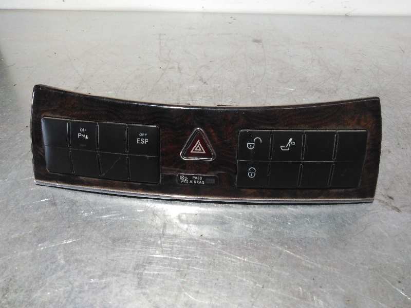 Recambio de warning para mercedes-benz clase clk (w209) coupe 220 cdi (209.308) referencia OEM IAM A2096890031 A2096890031 
