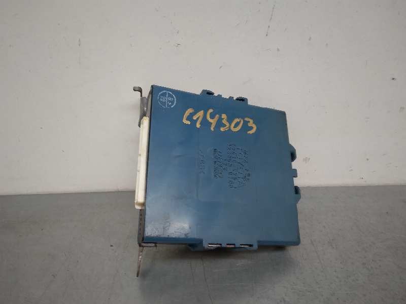 Recambio de modulo electronico para toyota prius (nhw20) basis referencia OEM IAM 8961847011 1238000100 
