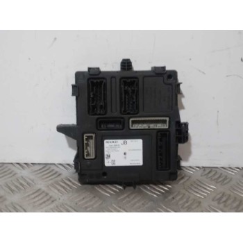 CAJA RELES / FUSIBLES 284B19561R 