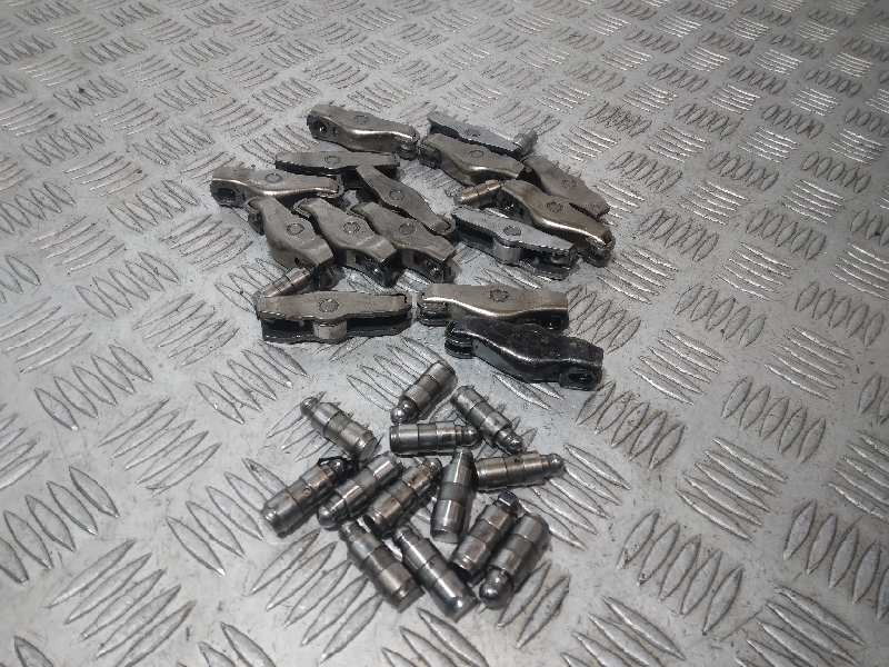 Recambio de despiece motor para hyundai i40 cw gl comfort referencia OEM IAM  TAQUES Y BALANCINES 