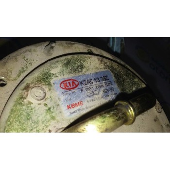 Recambio de aforador para kia shuma 1.5 comfort 5 berlina referencia OEM IAM K2AC13352  