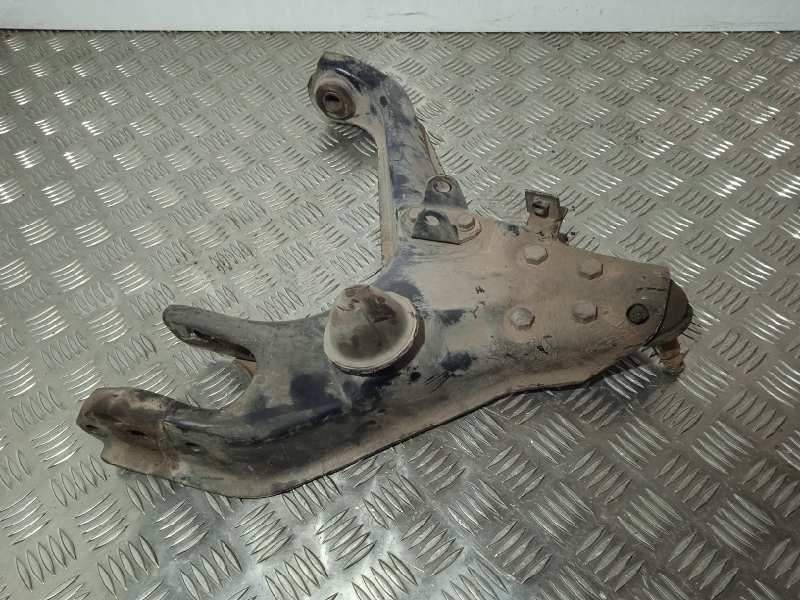 Recambio de brazo suspension inferior delantero derecho para mitsubishi l 200 (k6/7) 2.5 td cat referencia OEM IAM   