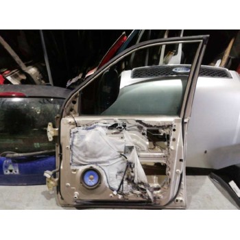 Recambio de puerta delantera derecha para kia carnival ii 2.9 cdri ex referencia OEM IAM  DORADO 