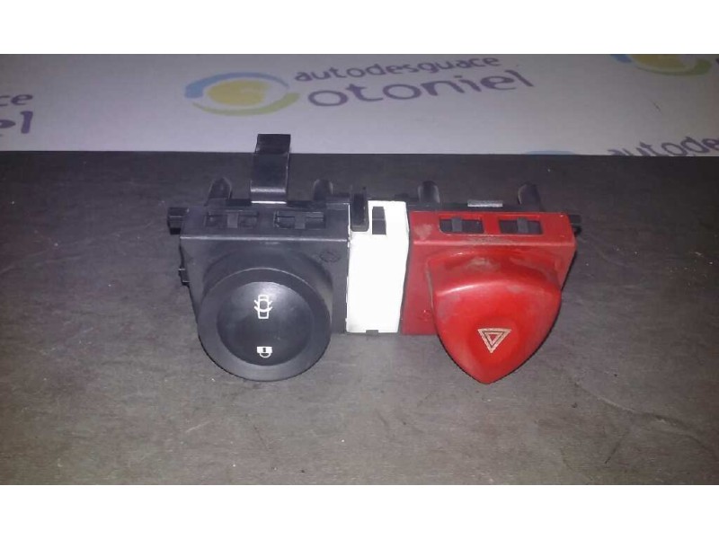 Recambio de warning para renault megane ii berlina 3p confort authentique referencia OEM IAM   