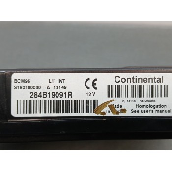 Recambio de caja reles / fusibles para renault megane iii berlina 5 p expression referencia OEM IAM 284b19091r  