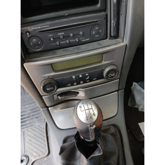 renault laguna ii grandtour (kg0) del año 2001