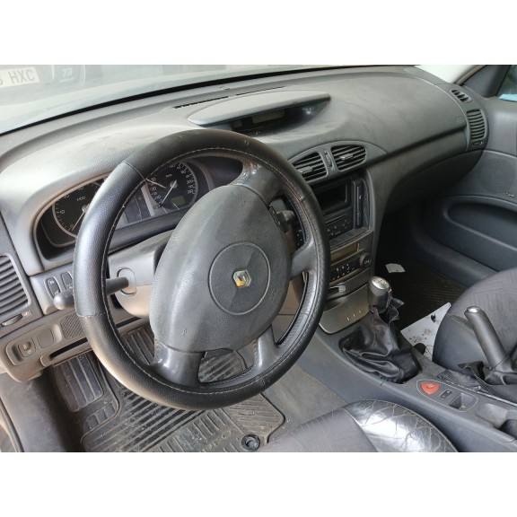 renault laguna ii grandtour (kg0) del año 2001