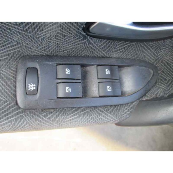 renault laguna ii (bg0) del año 2001