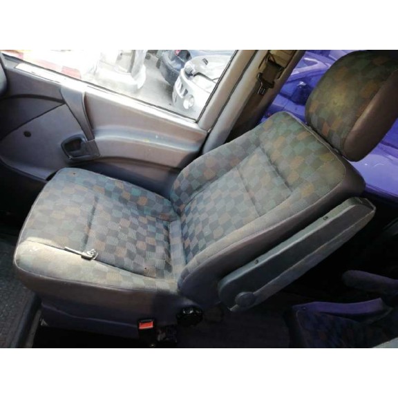 mercedes-benz vito (w638) combi del año 2001