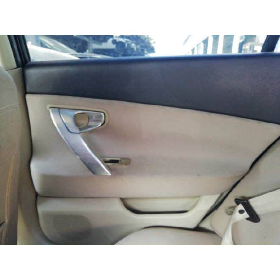 nissan primera berlina (p12) del año 2005