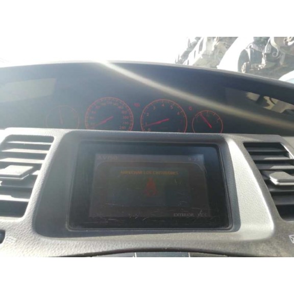 nissan primera berlina (p12) del año 2005