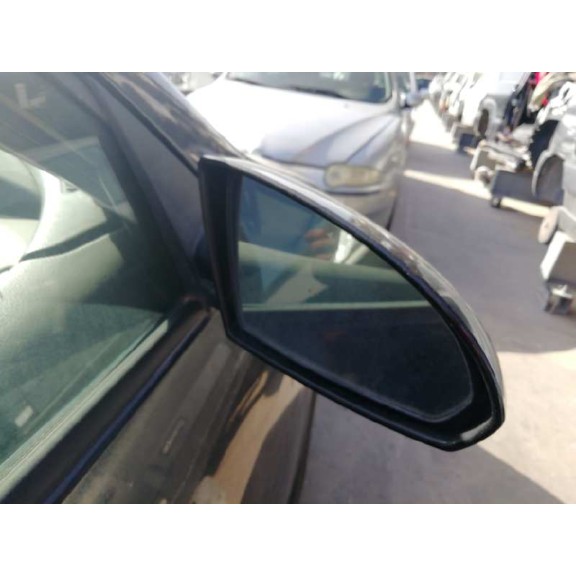 nissan primera berlina (p12) del año 2005