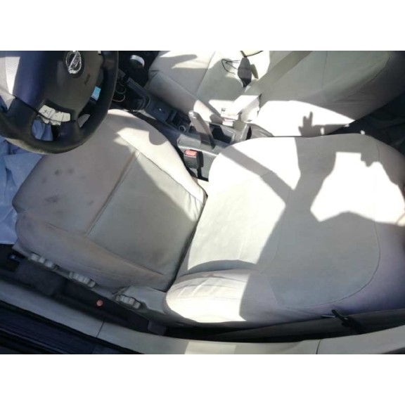 nissan primera berlina (p12) del año 2005