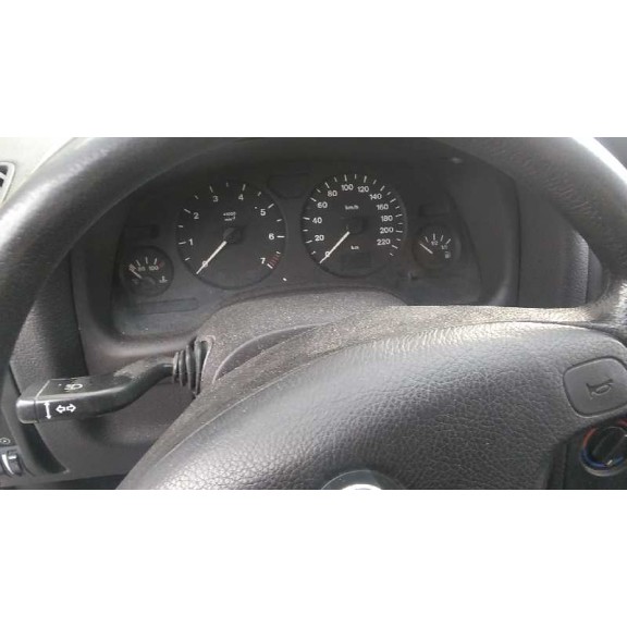 opel astra g berlina del año 2001