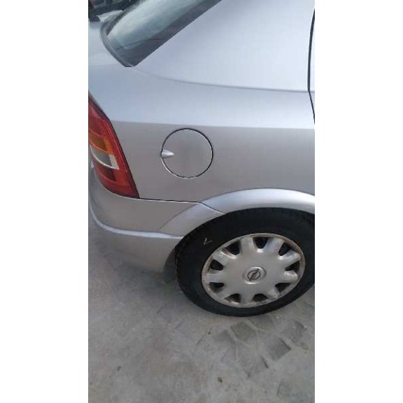 opel astra g berlina del año 2001