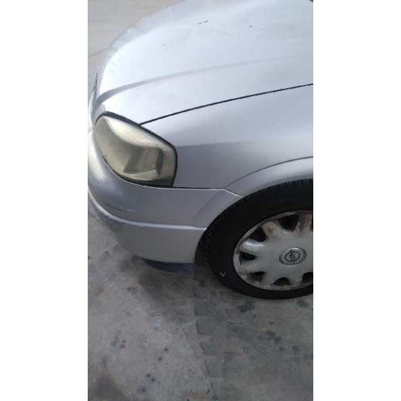 opel astra g berlina del año 2001