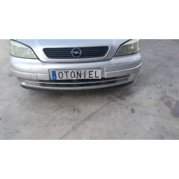 opel astra g berlina del año 2001
