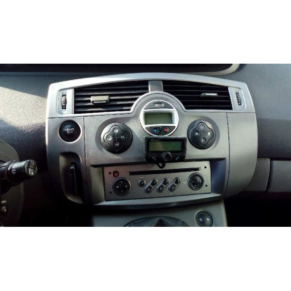 renault grand scenic del año 2007