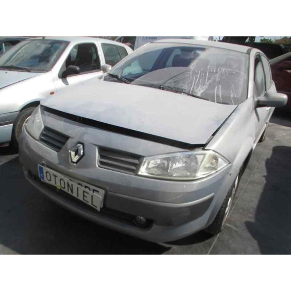 renault megane ii classic berlina del año 2004