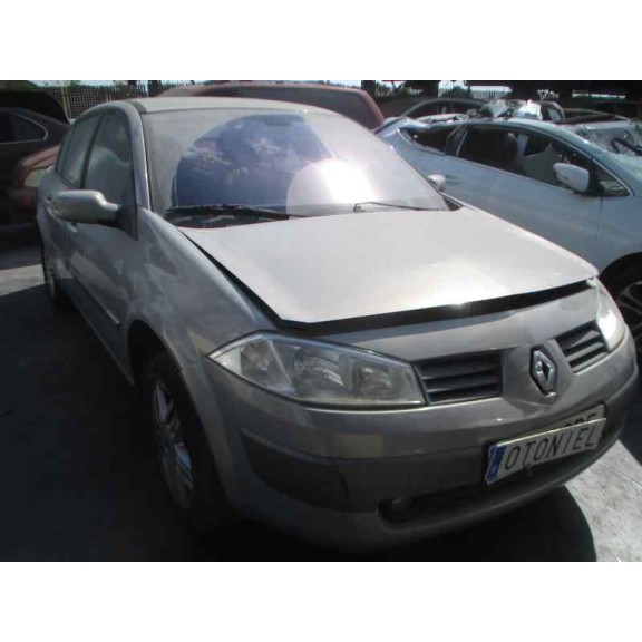 renault megane ii classic berlina del año 2004