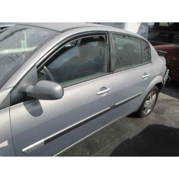 renault megane ii classic berlina del año 2004