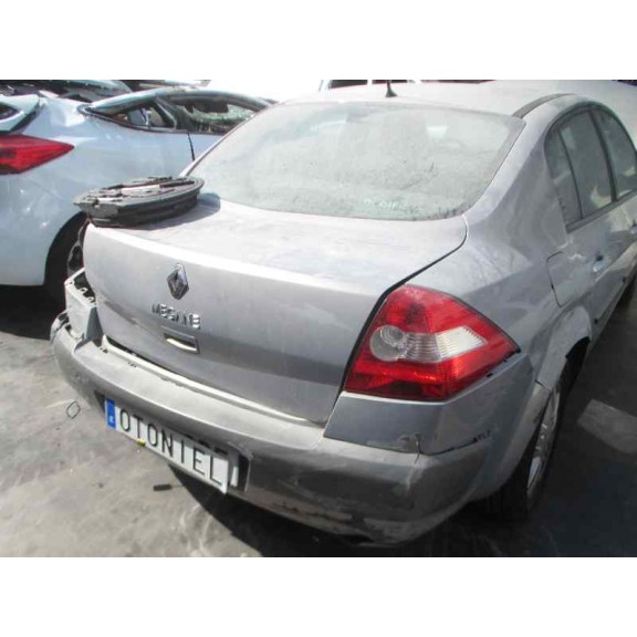 renault megane ii classic berlina del año 2004