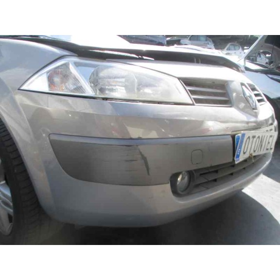 renault megane ii classic berlina del año 2004