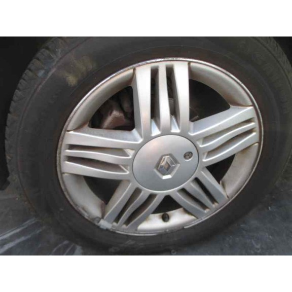 renault megane ii classic berlina del año 2004