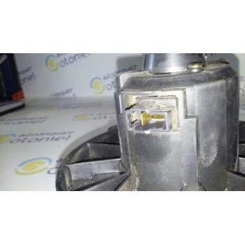 Recambio de motor calefaccion para kia shuma 1.5 comfort 5 berlina referencia OEM IAM DCC9C12  