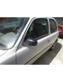 nissan micra (k11) del año 2001 2