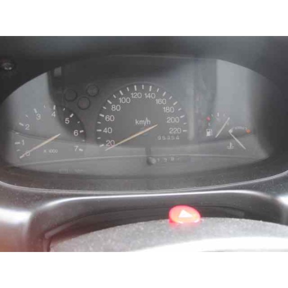 ford escort berlina del año 1996