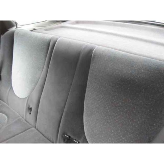 ford escort berlina del año 1996