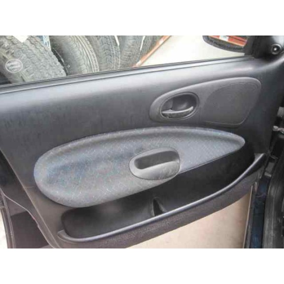 ford escort berlina del año 1996