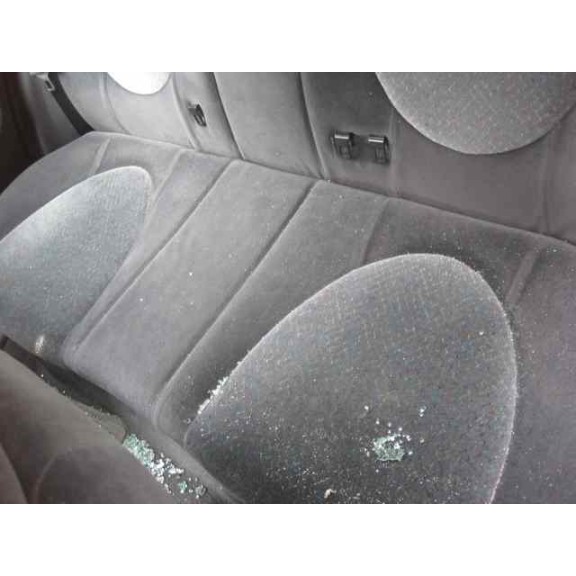 ford escort berlina del año 1996