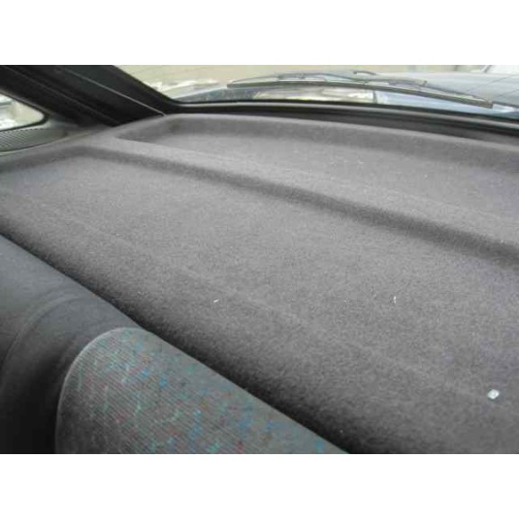 ford escort berlina del año 1996