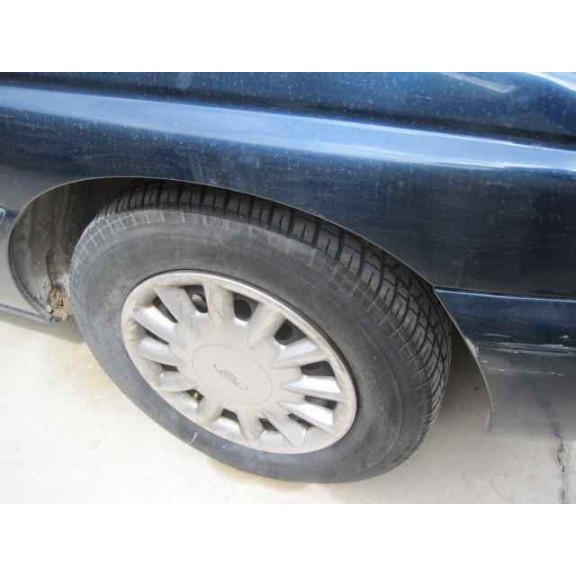 ford escort berlina del año 1996