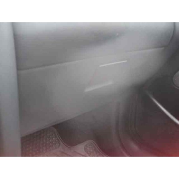 ford escort berlina del año 1996