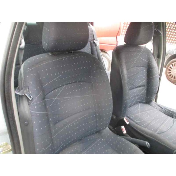 renault clio ii fase ii (b/cb0) del año 2003