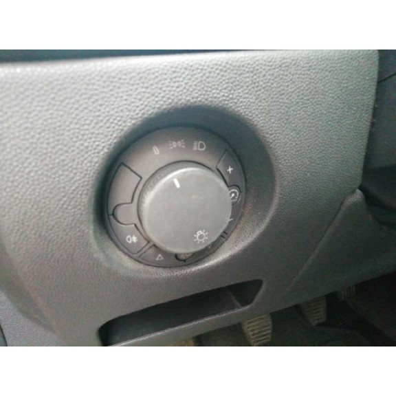 opel corsa d del año 2007